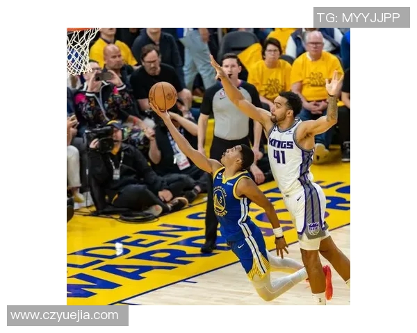 2018年勇士与国王首场对决精彩回顾及赛后分析